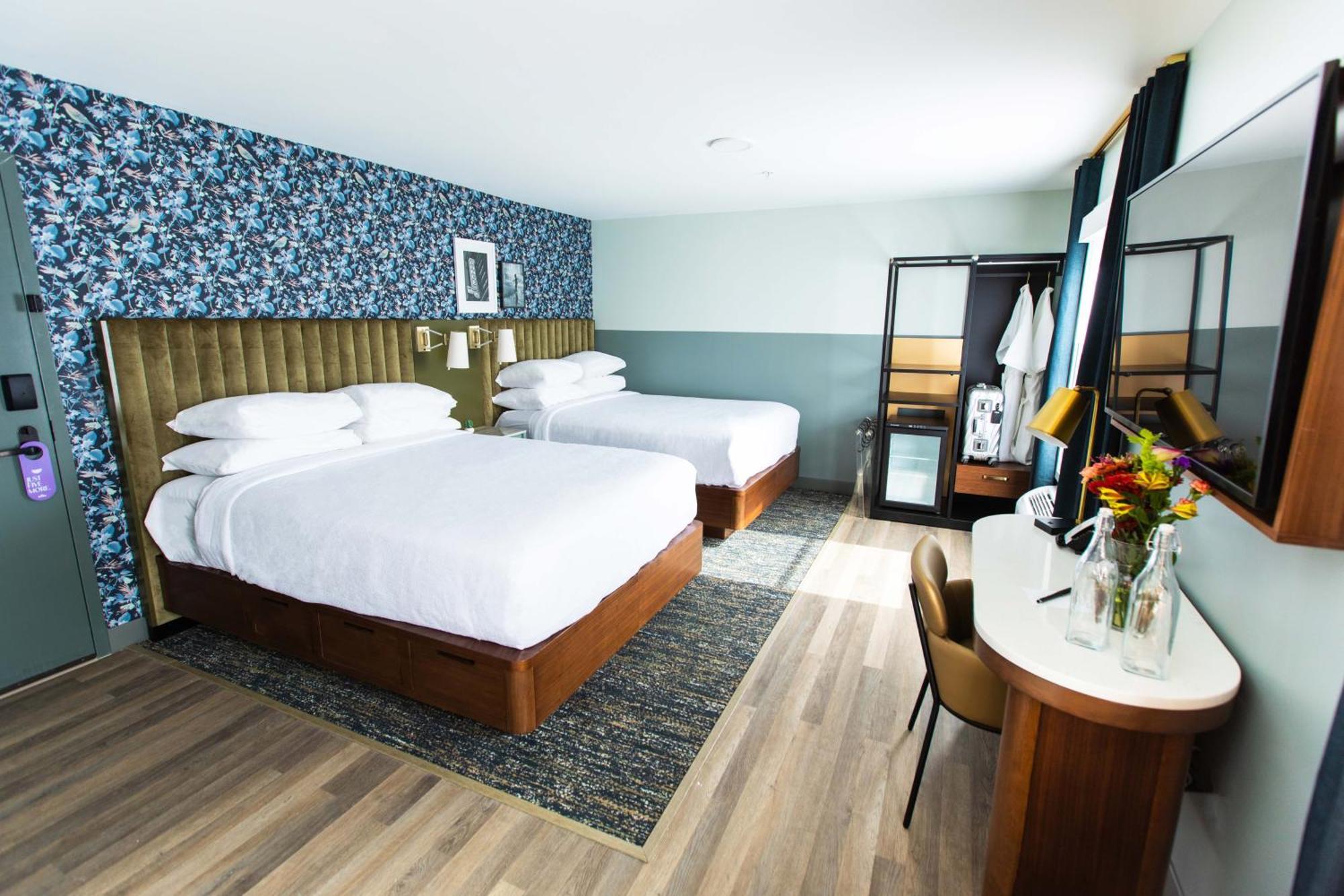 Voco The Darwin - Atlanta Midtown By Ihg Hotel Exterior photo