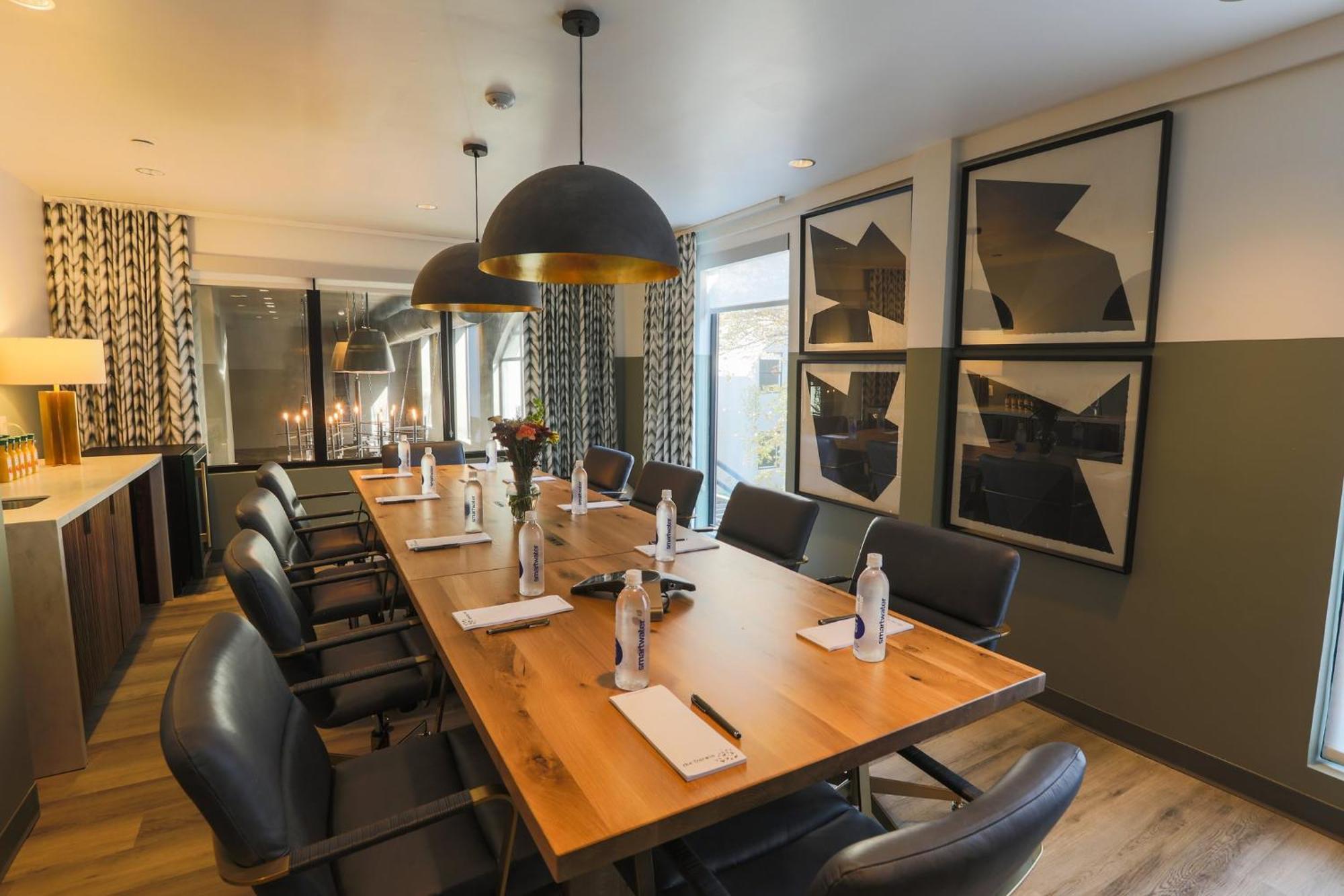 Voco The Darwin - Atlanta Midtown By Ihg Hotel Exterior photo