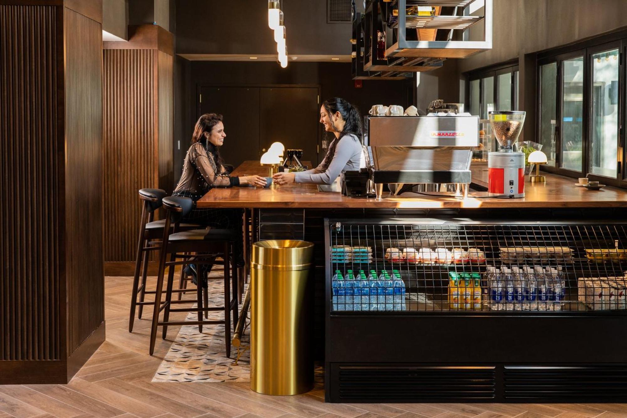 Voco The Darwin - Atlanta Midtown By Ihg Hotel Exterior photo